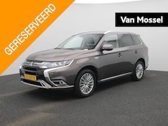 Mitsubishi Outlander - 2.4 PHEV Intense | Stoelverwarming | Parkeersensoren | Achteruitrijcamera | Automaat | Tre