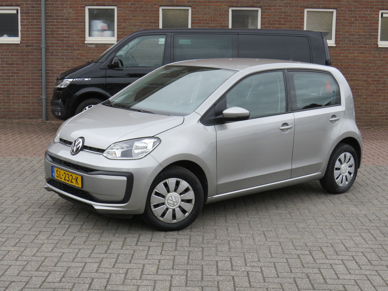 Volkswagen Up! - 1.0 BMT move up! Executive Comfort * Rijklaarprijs incl. garantie * Camera * Parkeersensor - AutoWereld.nl