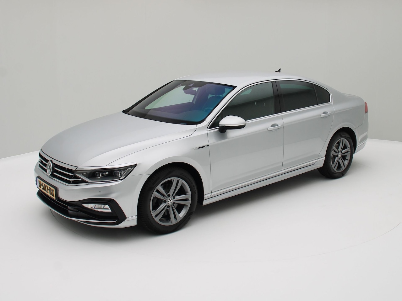 Volkswagen Passat - 1.5 TSI Elegance Business R 1.5 TSI Elegance Business R - AutoWereld.nl