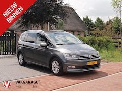 Volkswagen Touran - 1.4 TSI Highline 7persoons | Automaat | Trekhaak | Parkeersensoren | Cruise Control |