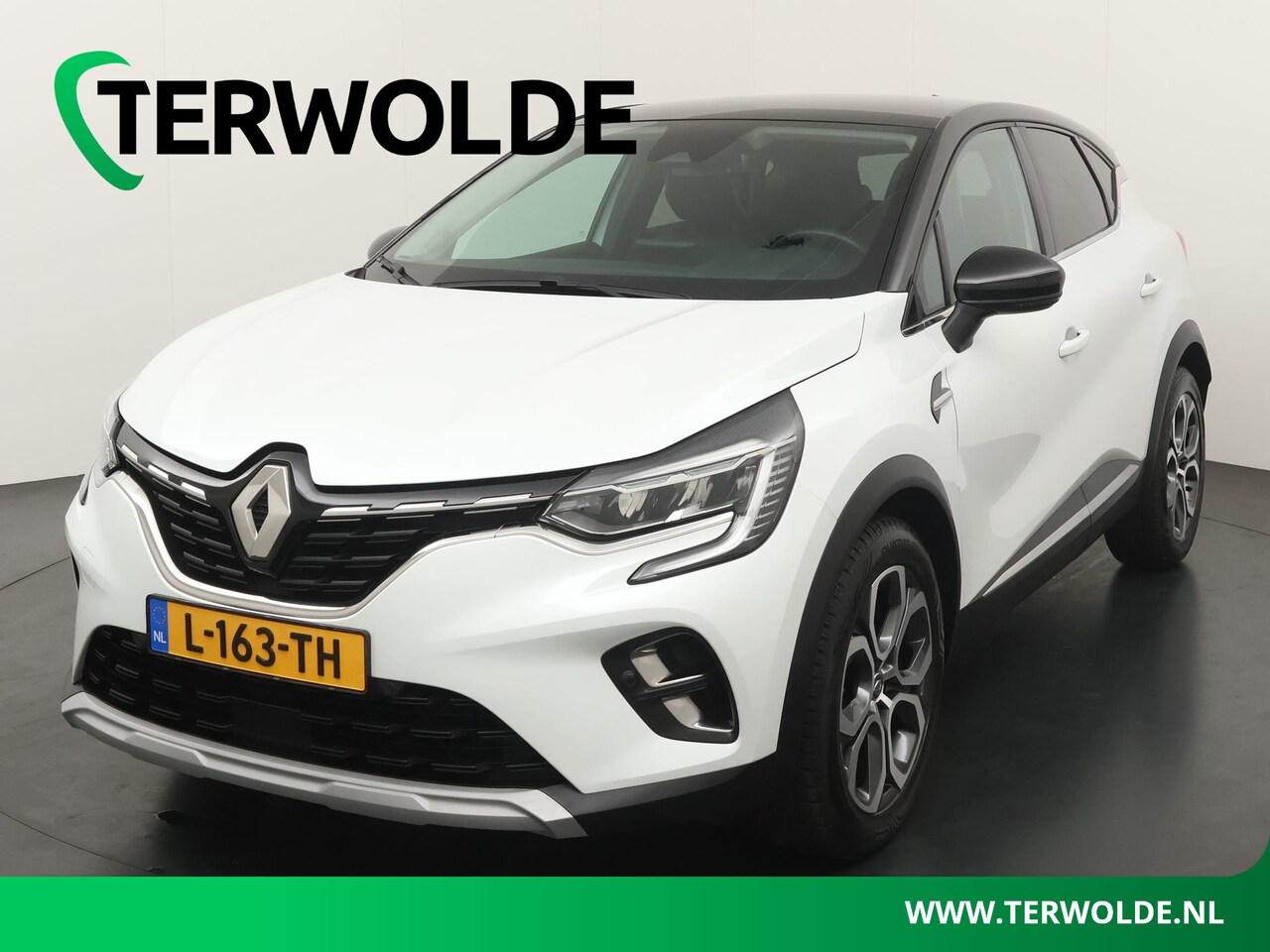 Renault Captur TCe 130 GPF Intens | Groot Navi | Parkeercamera | 18