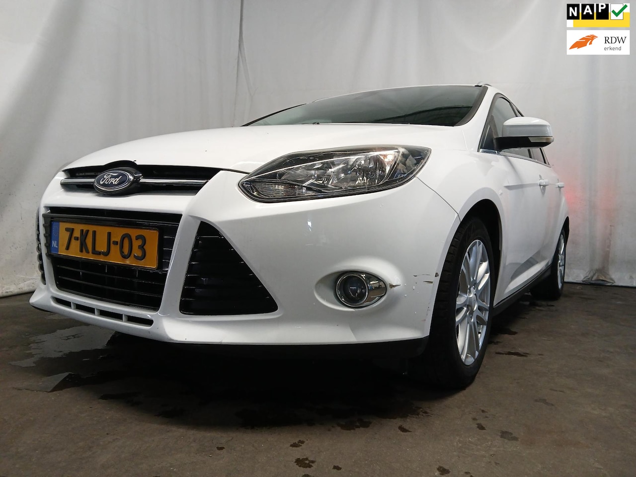 Ford Focus Wagon - 1.0 EcoBoost Titanium Koppeling defect!! - AutoWereld.nl