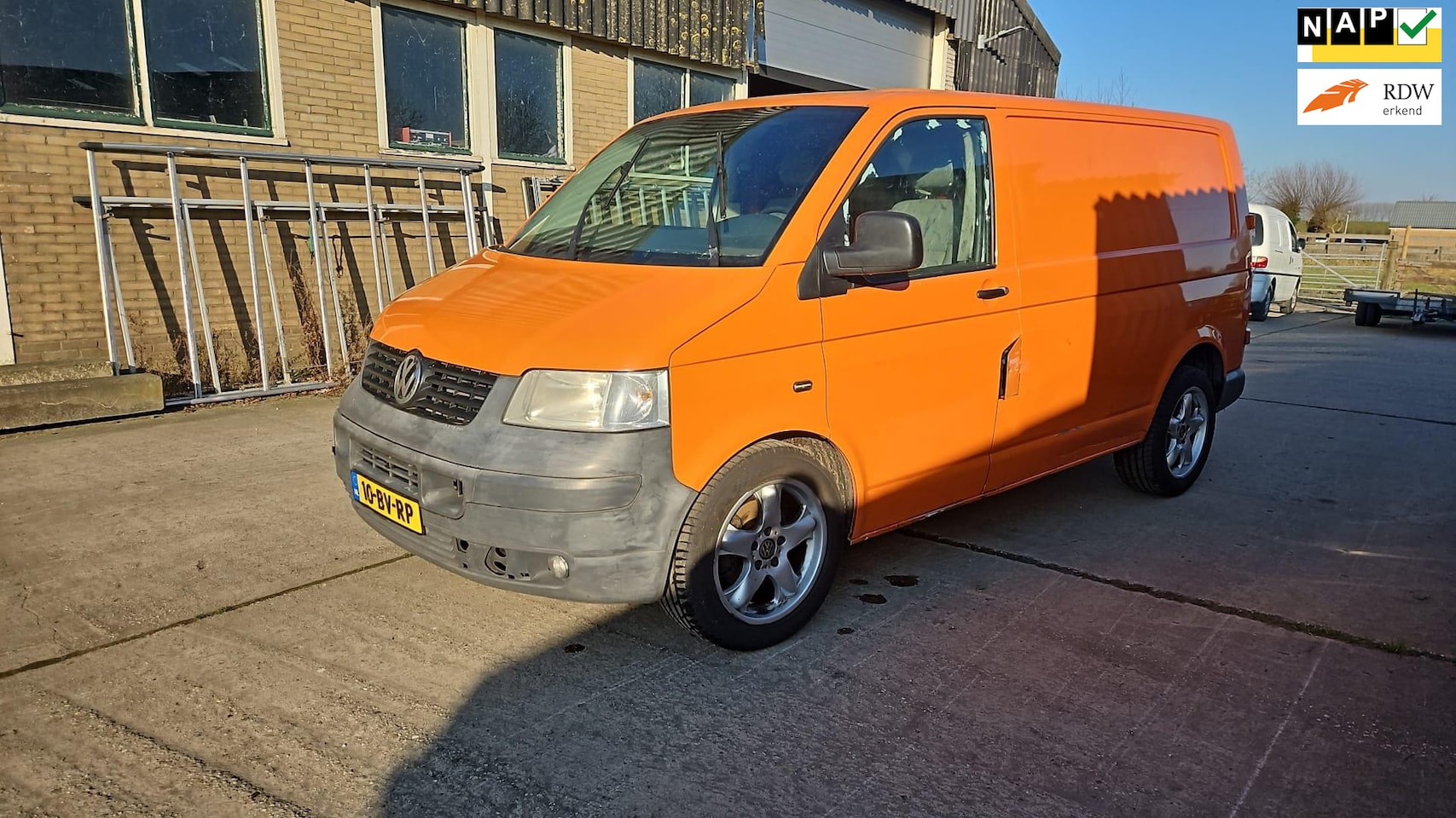 Volkswagen Transporter - 1.9 TDI 300 / airco/ bj 2006/ euro 4/ motor start niet!! - AutoWereld.nl