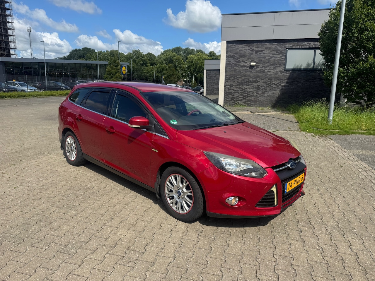 Ford Focus Wagon - 1.6 EcoBoost Titanium 1.6 EcoBoost Titanium - AutoWereld.nl