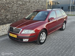 Skoda Octavia Combi - 2.0 TDI Ambiente - Automaat - dsg