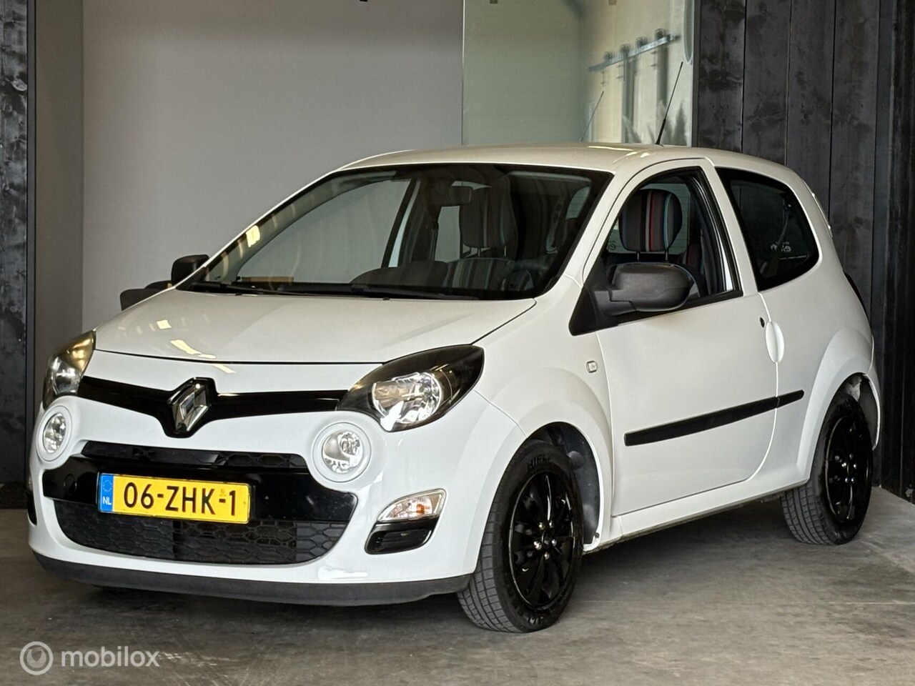 Renault Twingo - 1.2 16V | Cruise control | NW APK | - AutoWereld.nl