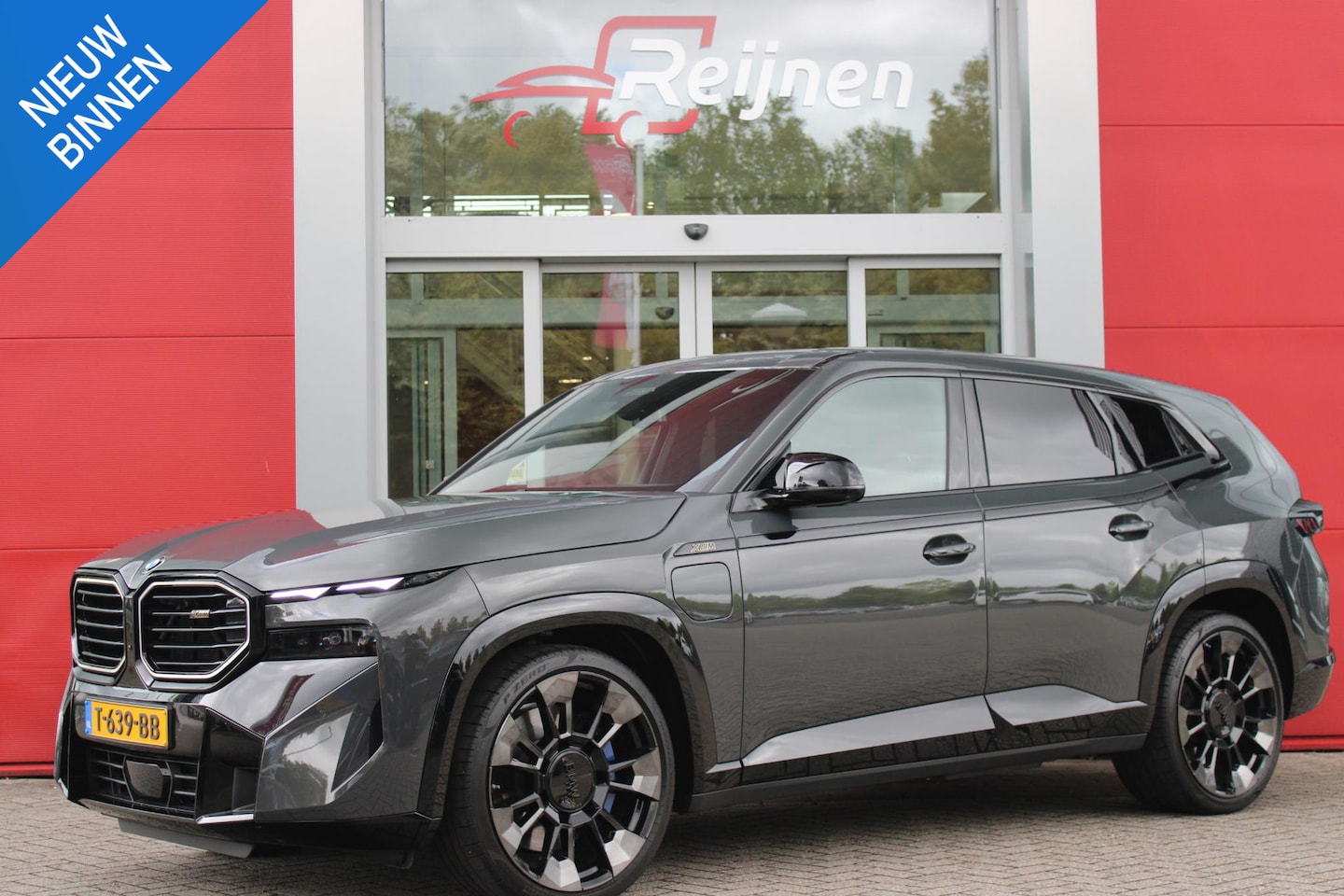 BMW XM - 654PK PHEV 30 kWh | 23" LICHTMETALEN VELGEN JETBLACK | SOFT CLOSE | ELEKTRISCH WEGKLAPBARE - AutoWereld.nl