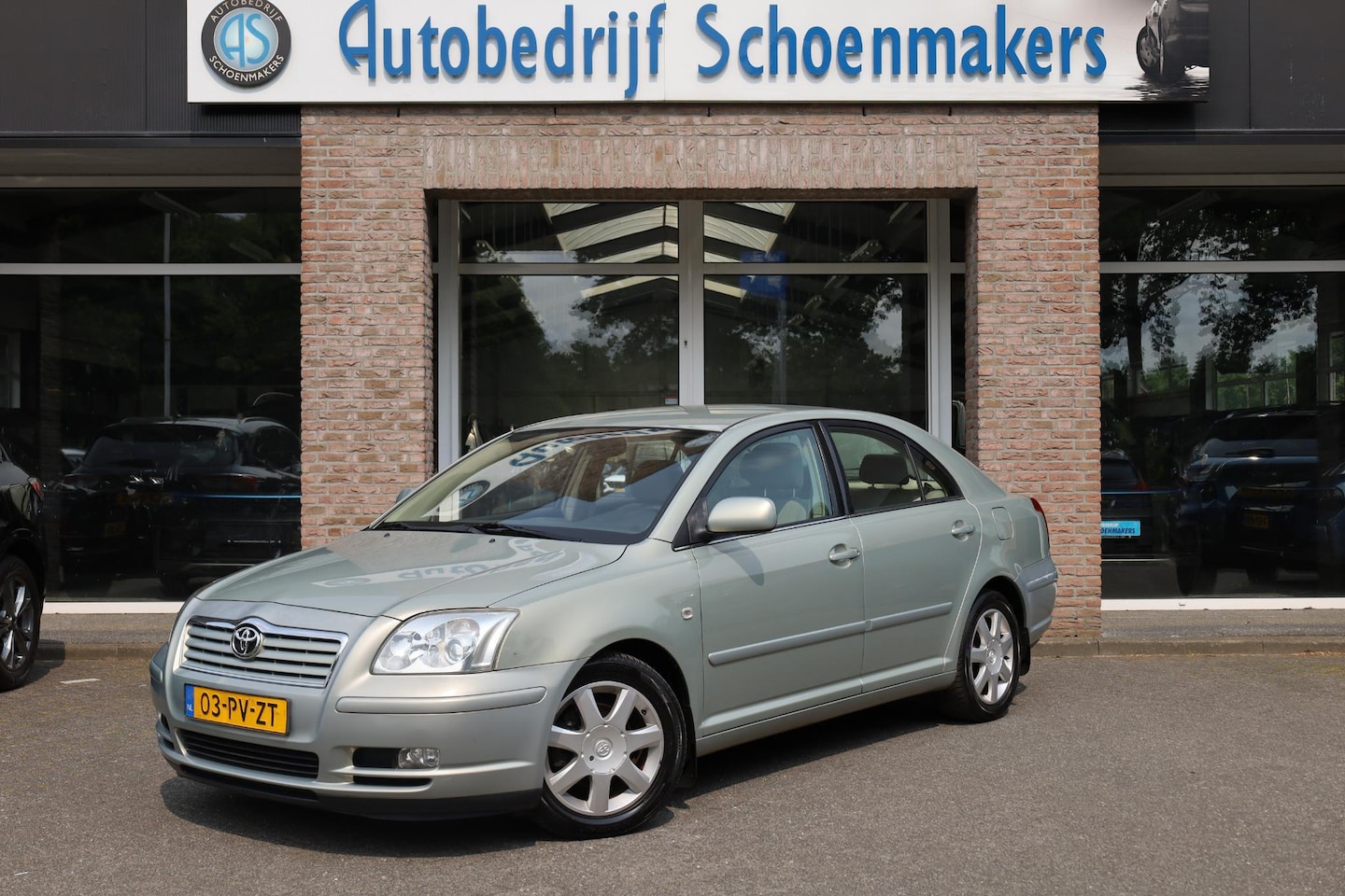 Toyota Avensis - 1.8 VVTi Linea Sol TREKHAAK-AFN CLIMA NAP LMV ALL-SEASONS - AutoWereld.nl