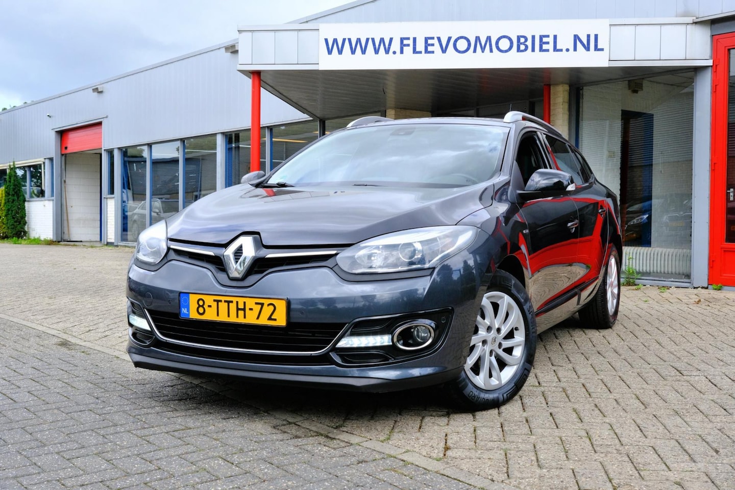 Renault Mégane Estate - 1.5 dCi Bose Clima|Navi|Camera|Cruise - AutoWereld.nl