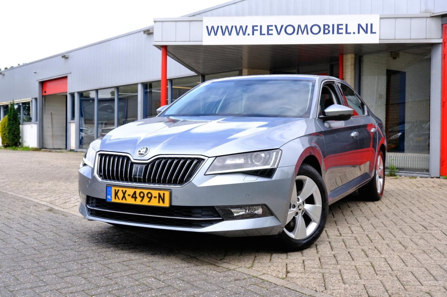 Skoda Superb - 1.4 TSI ACT Ambition Business Navi|Clima|Apple CarPlay - AutoWereld.nl