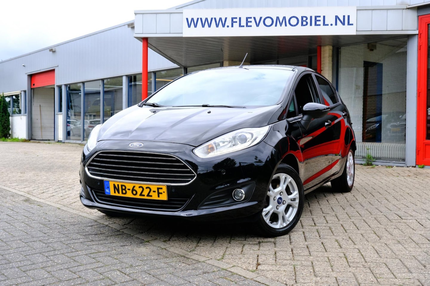 Ford Fiesta - 1.0 Style Ultimate Navi|Cruise|LMV|PDC|Airco - AutoWereld.nl