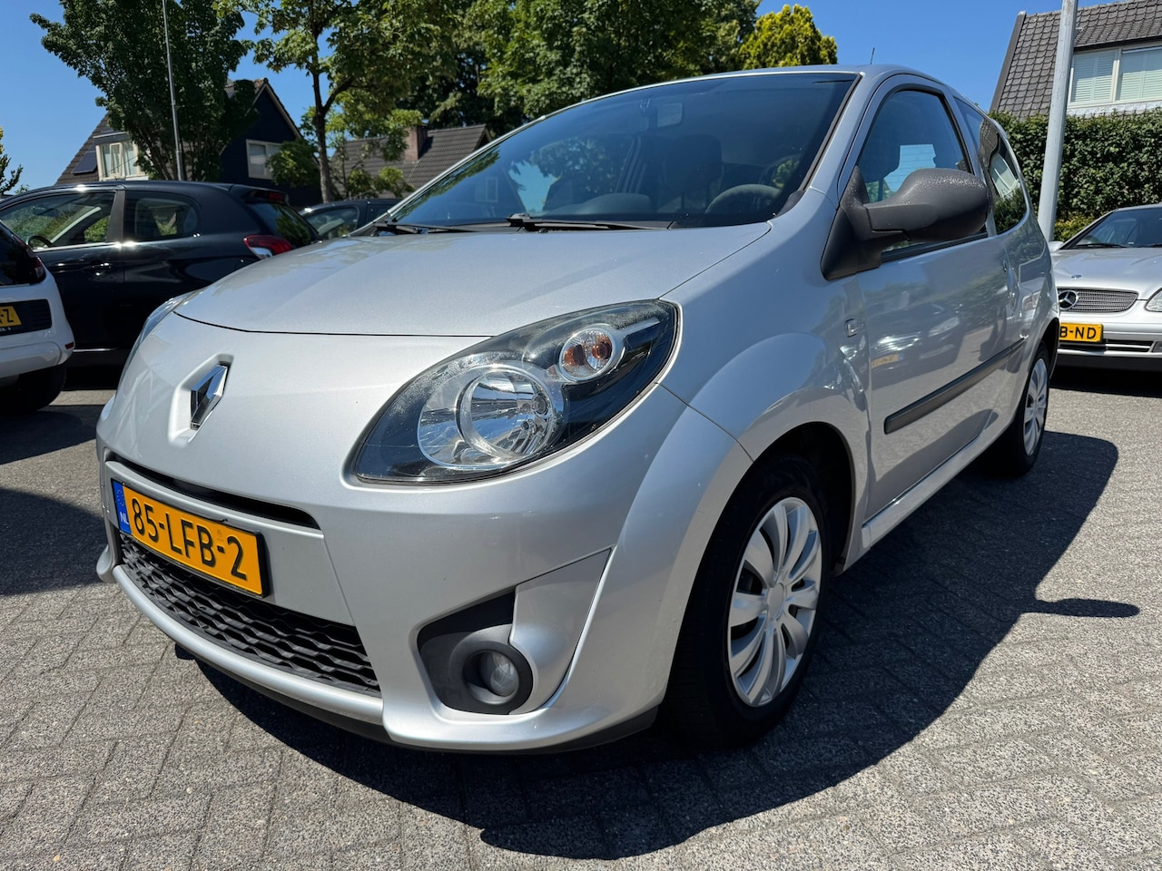 Renault Twingo - 1.2-16V Authentique 1.2-16V Authentique 76pk,Apk1/2/26,Airco,Nap,Elek-pakket - AutoWereld.nl