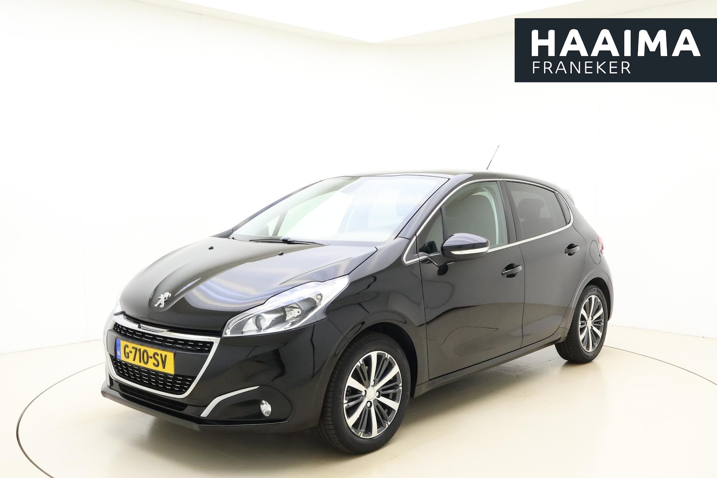 Peugeot 208 - 1.2 PureTech Allure 82pk | Navigatie | Climate Control | Camera | Lichtmetalen Velgen | DA - AutoWereld.nl