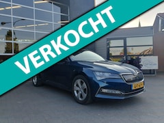 Skoda Superb Combi - 1.4 TSI iV PHEV Business Edition, app connect, zwenkbare trekhaak, pdc, navi, LED