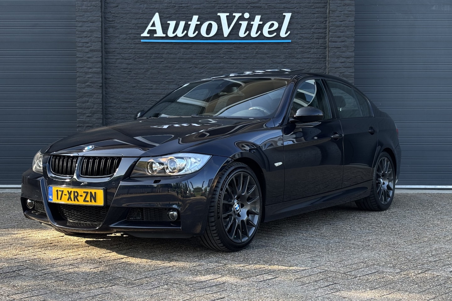 BMW 3-serie - 320si | 1 of 2600 | Schuif/Kantel dak | M-Sport onderstel | Sportstoelen | Stoelverwarming - AutoWereld.nl