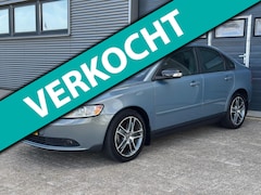 Volvo S40 - 2.0 Edition II ZEER NETTE AUTO - 2 DE EIGENAAR - AIRCO - NWE APK