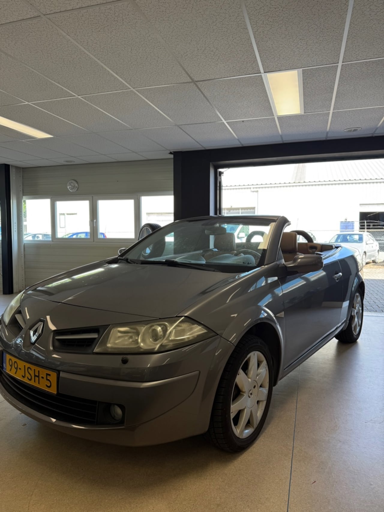Renault Mégane coupé cabriolet - 2.0-16V Ultimate Edition 2.0-16V Ultimate Edition - AutoWereld.nl