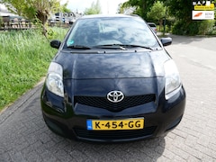 Toyota Yaris - 1.0 VVTi Airco INRUILKOOPJE ZO MEE EXPORT?