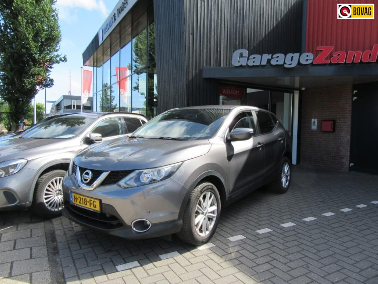 Nissan Qashqai - 1.2 Acenta met trekhaak - AutoWereld.nl