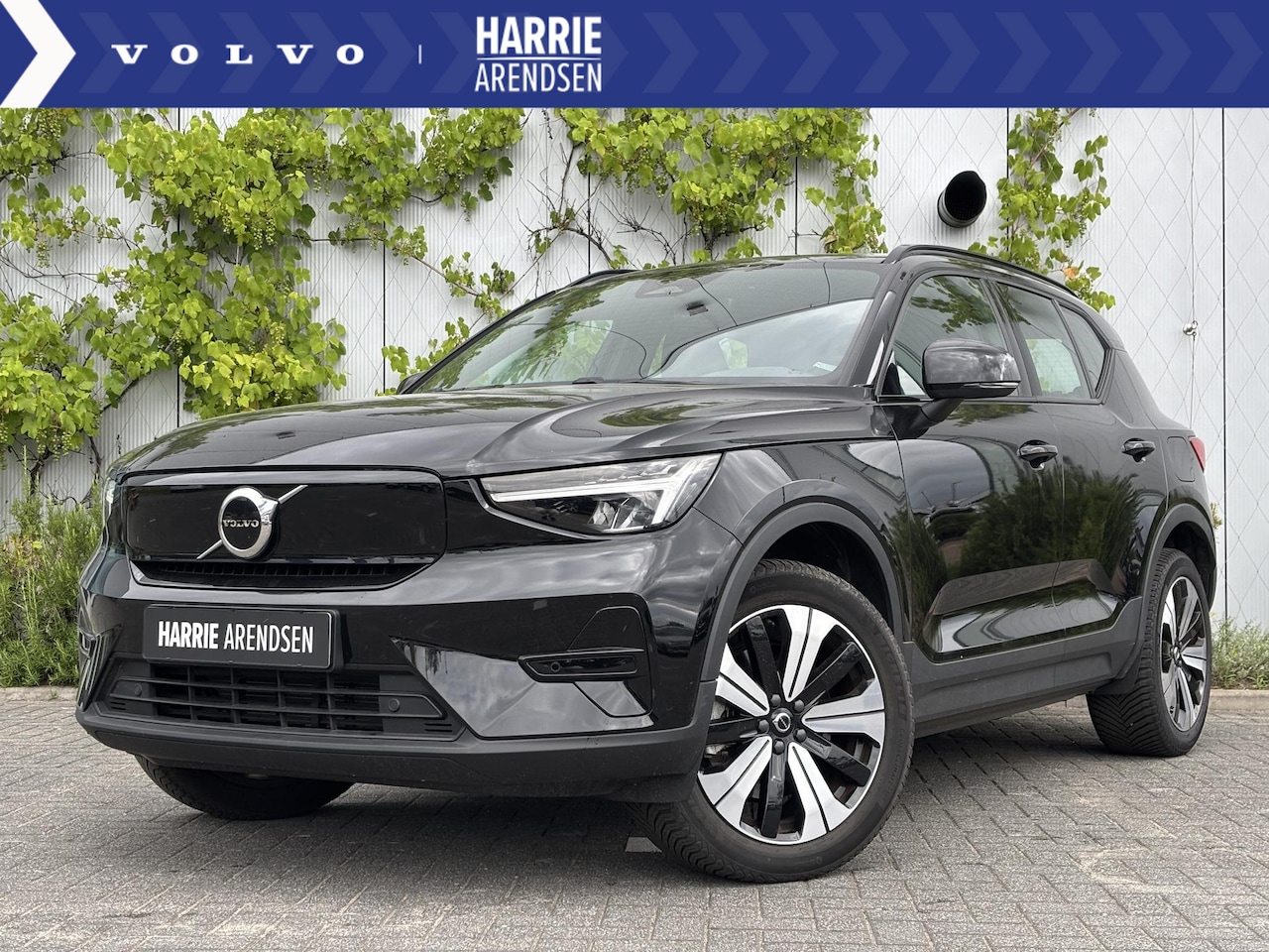 Volvo XC40 - Recharge Core 70 kWh | Cruise Control | 19 Inch Velgen | Trekhaak | All-Seasons | Achterui - AutoWereld.nl