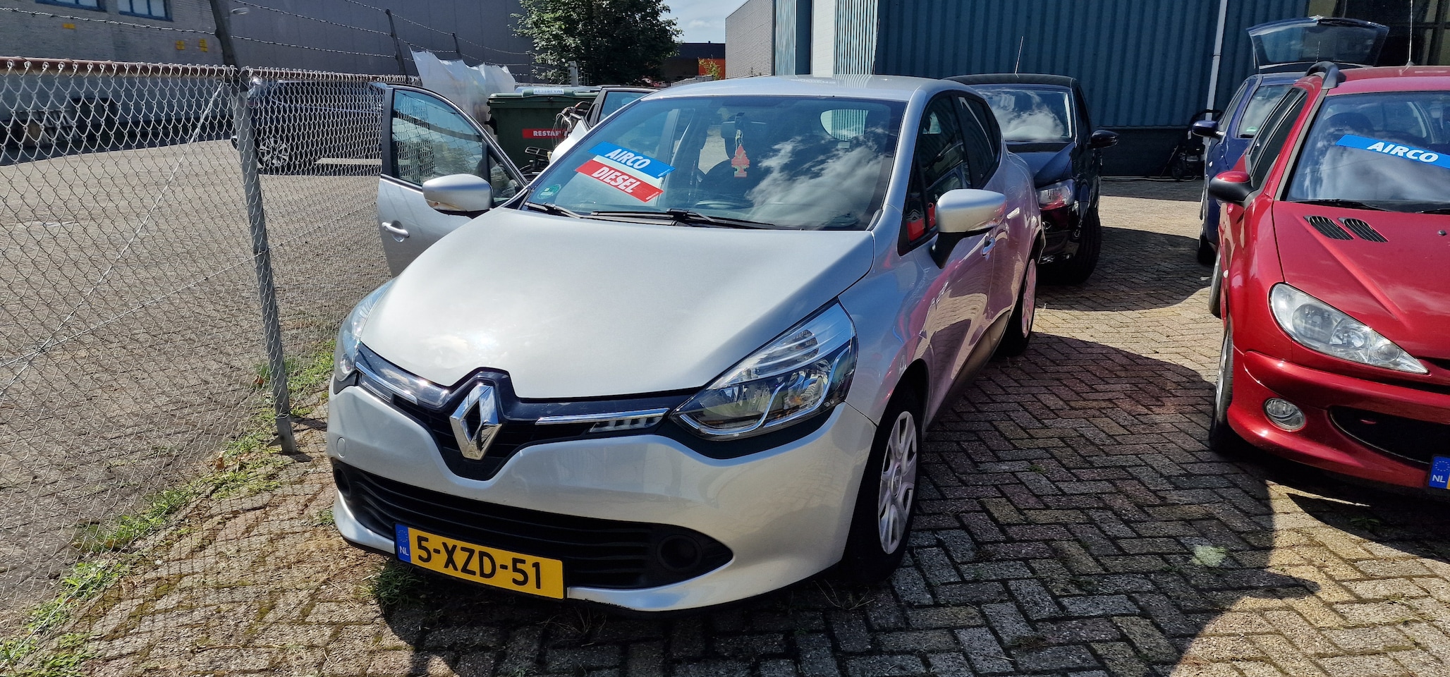 Renault Clio - 1.5 dCi Expression - AutoWereld.nl