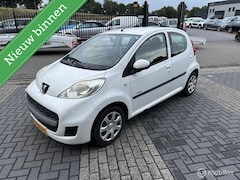 Peugeot 107 - 1.0-12V airco 5 deurs handel export zo mee