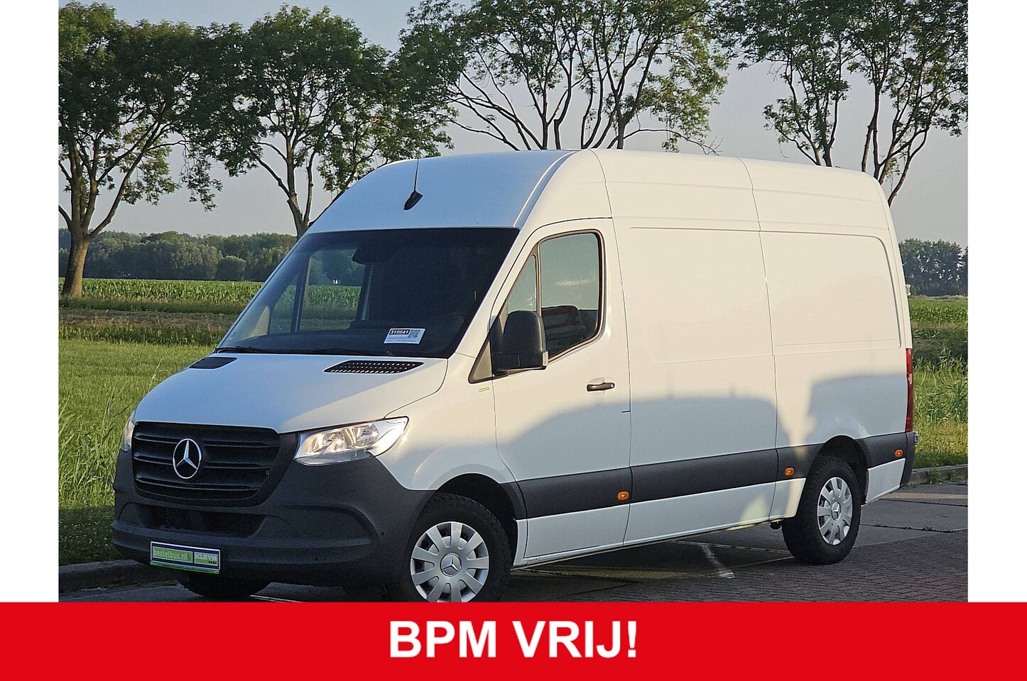 Mercedes-Benz Sprinter - 315 L2H2 R 3.5t-Trekhaak Navi Airco Mbux  PDC Camera Euro6 150 PK! - AutoWereld.nl