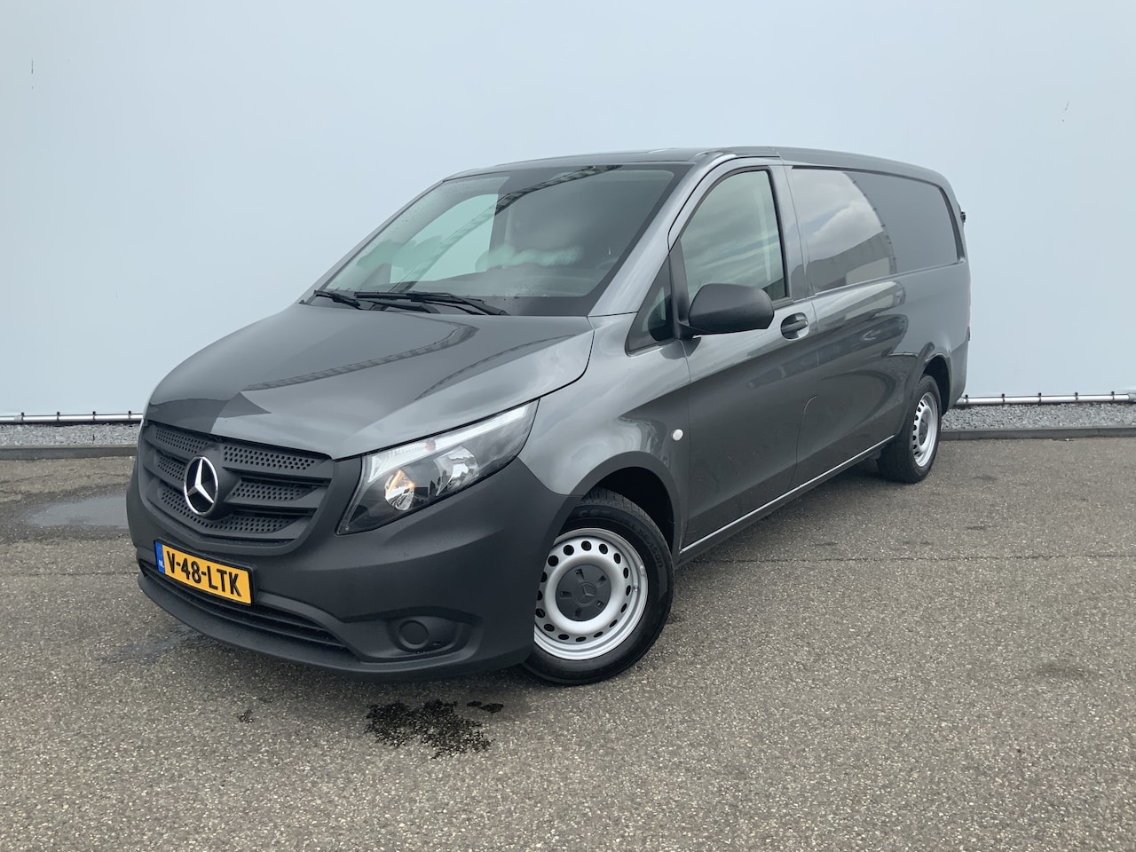Mercedes-Benz Vito - 116 CDI Lang Automaat Airco Cruise amera Navi Trekhaak 2500 kg Euro 6 - AutoWereld.nl