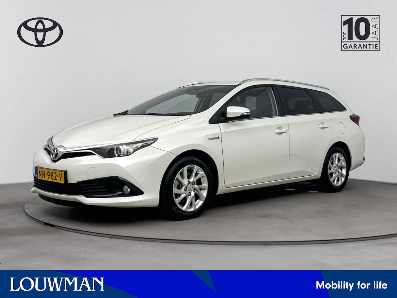 Toyota Auris Touring Sports - 1.8 Hybrid Dynamic | Cruise Control | Climate Control | Metaallak | Lichtmetalen Velgen | - AutoWereld.nl