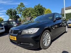 BMW 3-serie - 320i Business Line 150pk, Apk 24/6/26, Airco, Cruise, Navi, Nap
