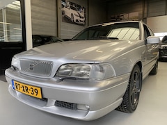 Volvo V70 - 2.3 R Airco, Cruise, Elektrische stoelen, Nederlandse auto