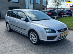 Ford Focus Wagon - 2.0-16V Rally Edition apk 2026