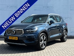 Volvo XC40 - 1.5 T5 Twin Engine Inscription NL AUTO | LEDER | STOELVERW |