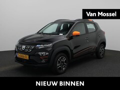 Dacia Spring - Comfort Plus 27 kWh | ACHTERUITRIJCAMERA | NAVIGATIE | LEDEREN STOELEN | AIRCO |