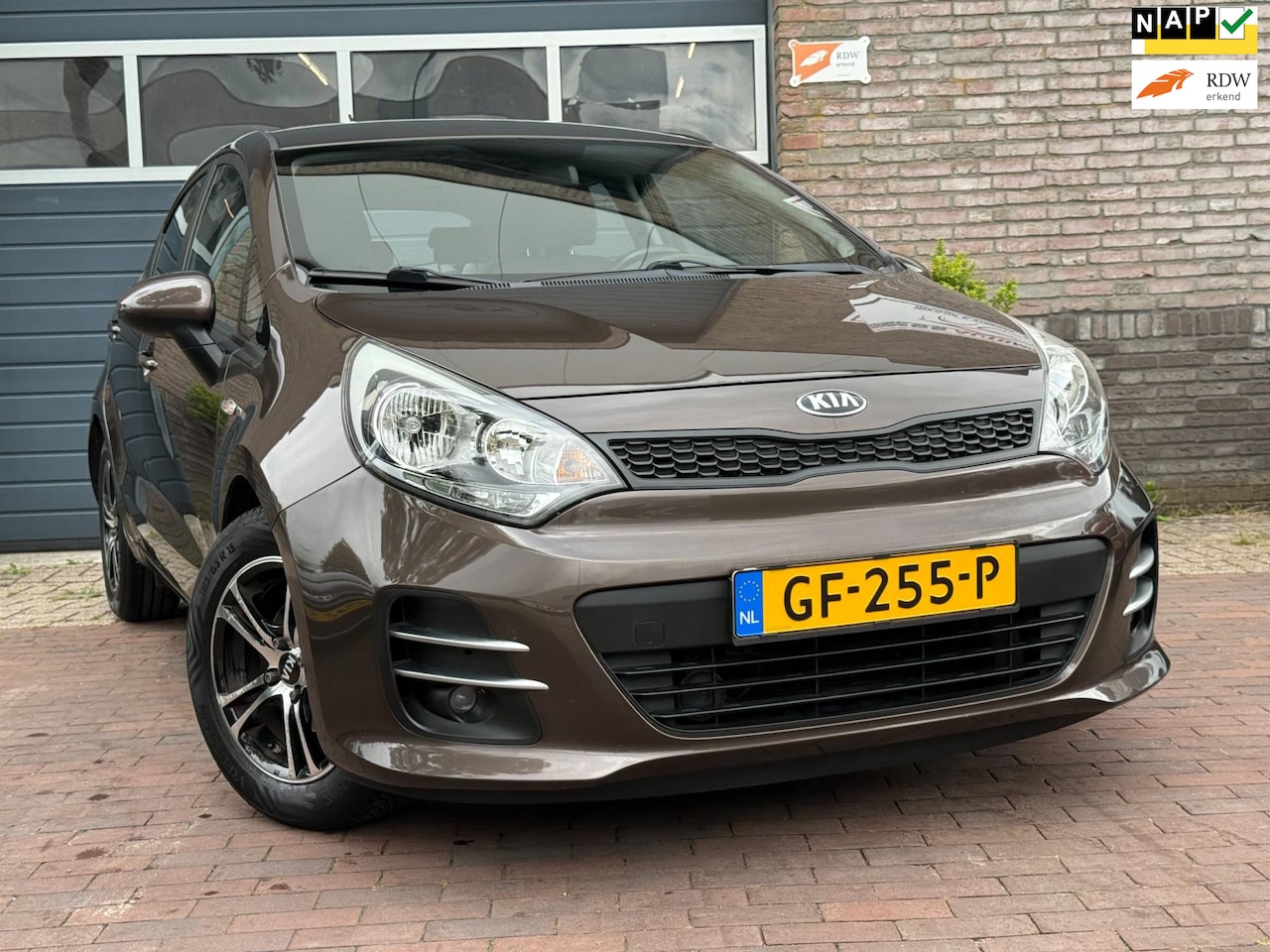 Kia Rio - 1.2 CVVT ComfortLine 5Drs|Airco - AutoWereld.nl