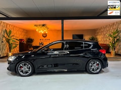 Ford Focus - 1.0 EcoBoost ST Line Business Garantie Head-Up Camera StuurVW StoelVW PDC Cruise Navi Clim