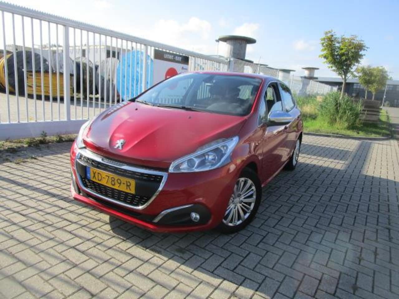 Peugeot 208 - 1.2 PureTech Allure 1.2 PureTech Allure, lezen!! - AutoWereld.nl