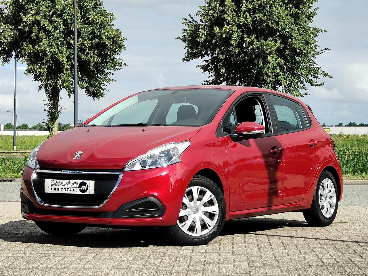 Peugeot 208 - 1.2 PureTech Active | Carplay | Trekhaak | Navi | - AutoWereld.nl