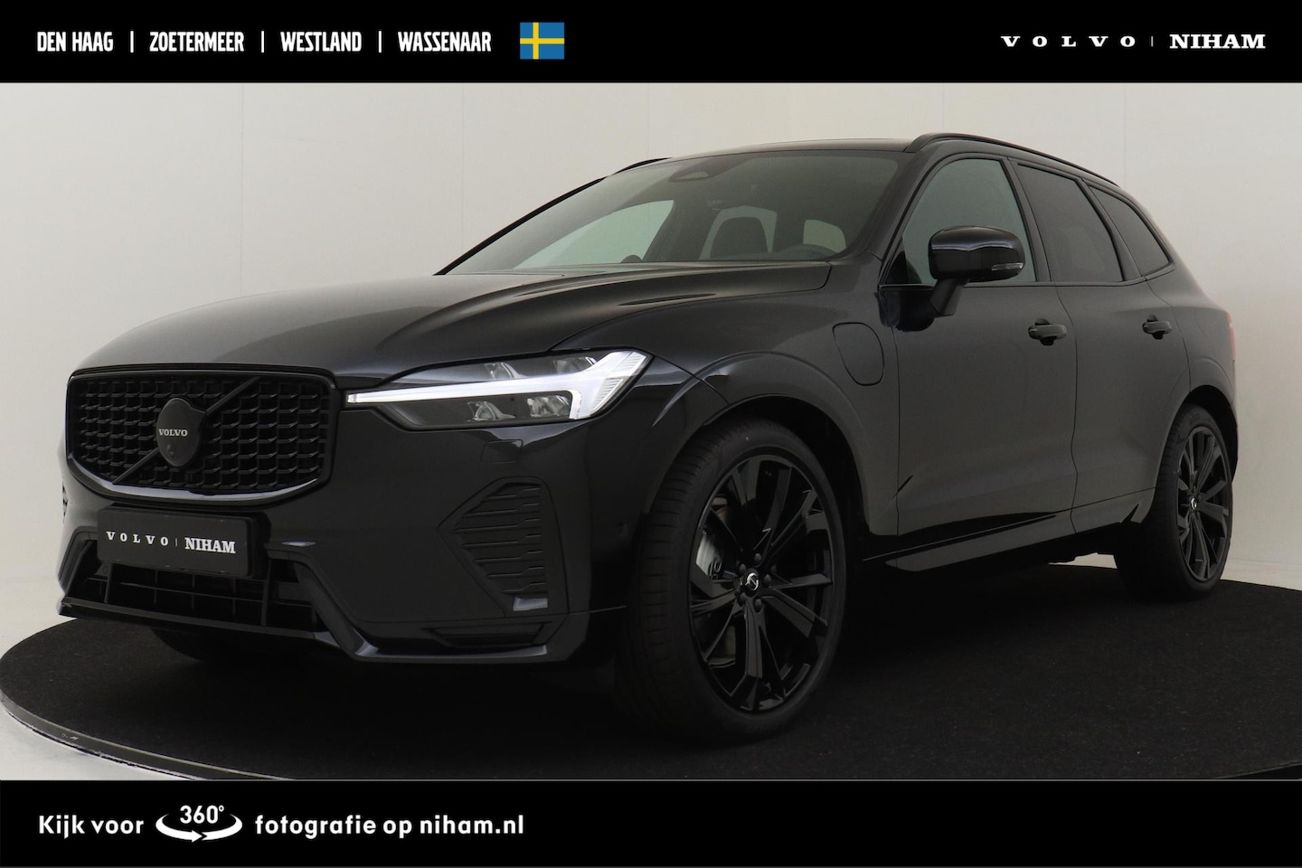 Volvo XC60 - T6 PLUG-IN HYBRID AWD ULTRA BLACK EDITION *NIEUW!* *FULL OPTIONS!* -PANO.DAK|BOWERS&WILKIN - AutoWereld.nl