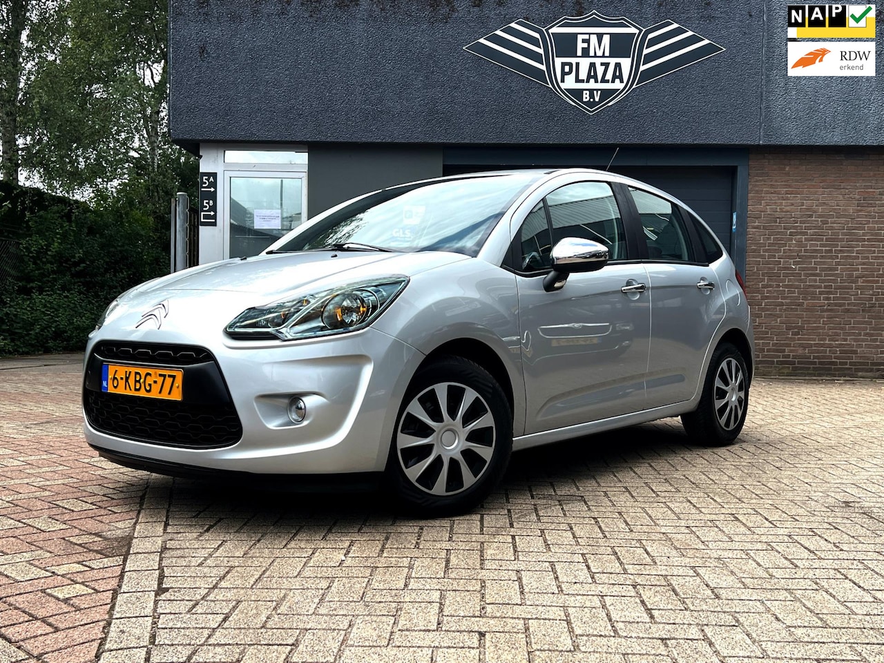 Citroën C3 - 1.0 VTi Attraction carplay Trekh nette auto - AutoWereld.nl