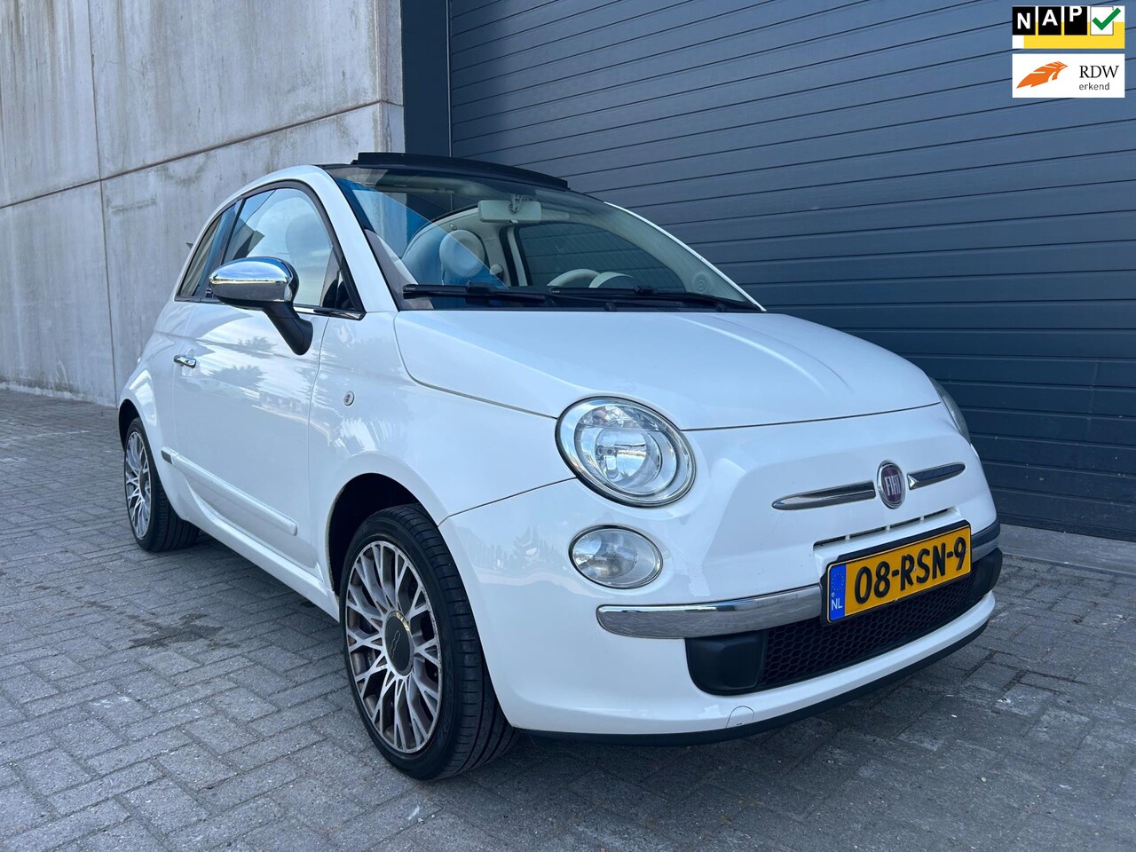 Fiat 500 C - 1.2i Lounge Cabrio AIRCO PDC NAP - AutoWereld.nl
