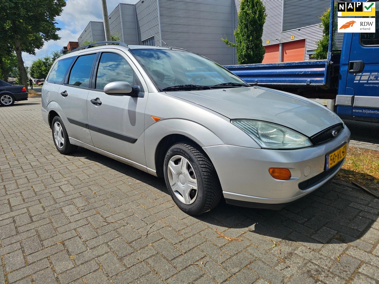Ford Focus Wagon - 1.6-16V Trend AUTOMAAT - AutoWereld.nl