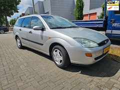 Ford Focus Wagon - 1.6-16V Trend AUTOMAAT