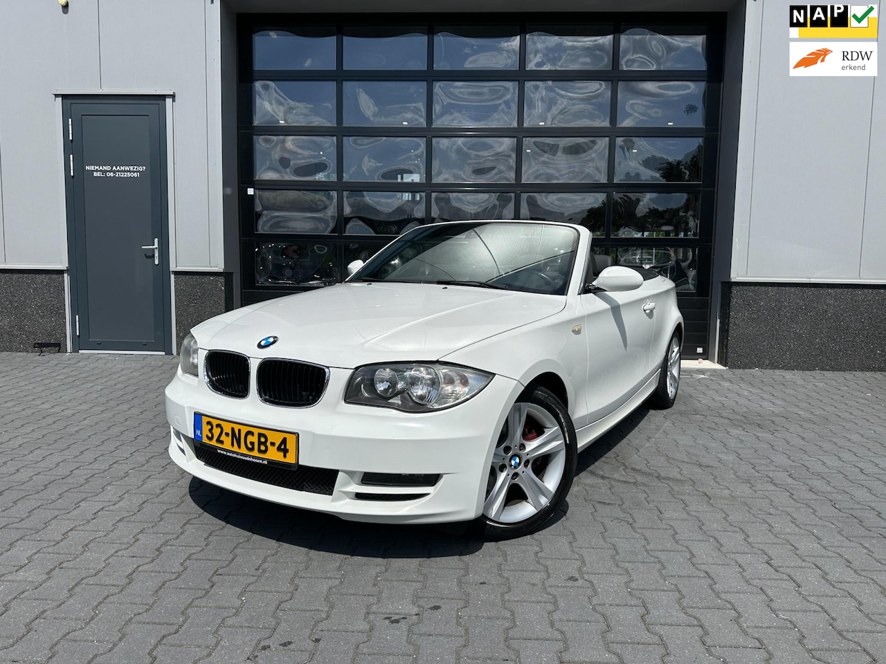 BMW 1-serie Cabrio - 120i High Executive Sportstoelen distributieketting vervangen - AutoWereld.nl