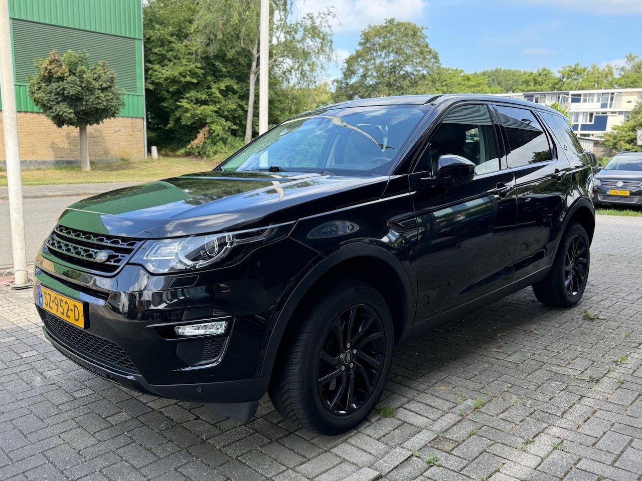 Land Rover Discovery Sport - 2.0 TD4 Urban Series SE BJ. 2017 Navi + panoramadak - AutoWereld.nl
