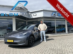 Tesla Model Y - Long Range AWD 75 kWh 352PK AUTOPILOT BTW AUTO