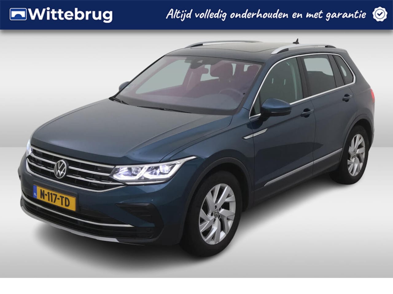 Volkswagen Tiguan - 1.5 TSI 150pk DSG Elegance / Panorama dak / Virtual cockpit / Navigatie / Achteruitrij cam - AutoWereld.nl