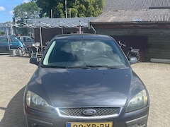 Ford Focus - 2.0-16V Rally Edition airco lichte schade rechter achter portier