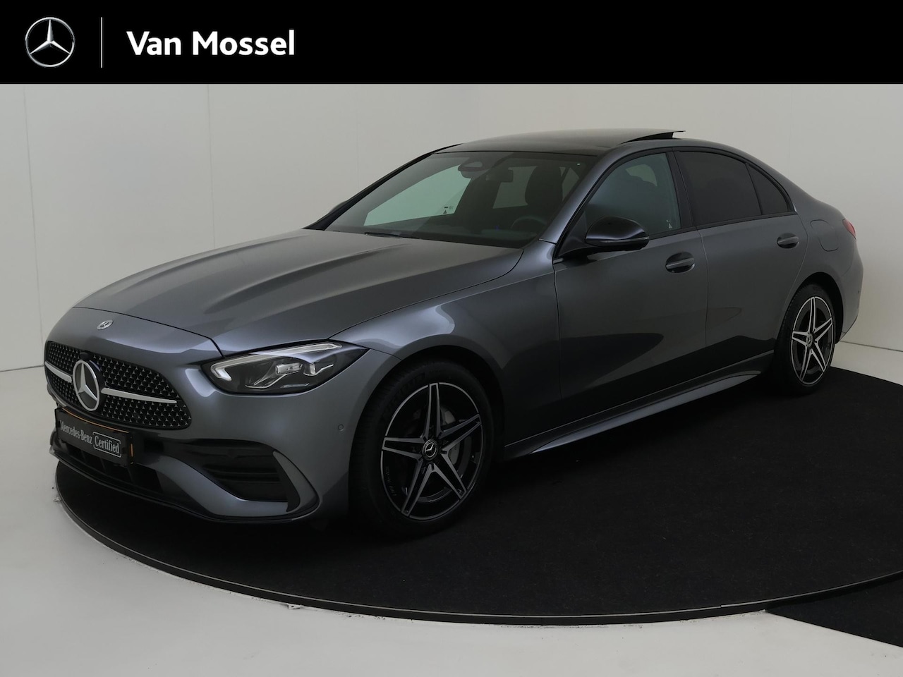 Mercedes-Benz C-klasse - 300 e AMG Line / Stoelverwarming / Achteruitrijcamera / Panorama-schuifdak / Night-Pakket - AutoWereld.nl