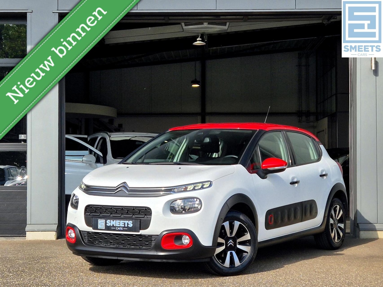 Citroën C3 - 1.2 110PK Shine |Navi|Clima|Carplay|Cruise|Camera - AutoWereld.nl